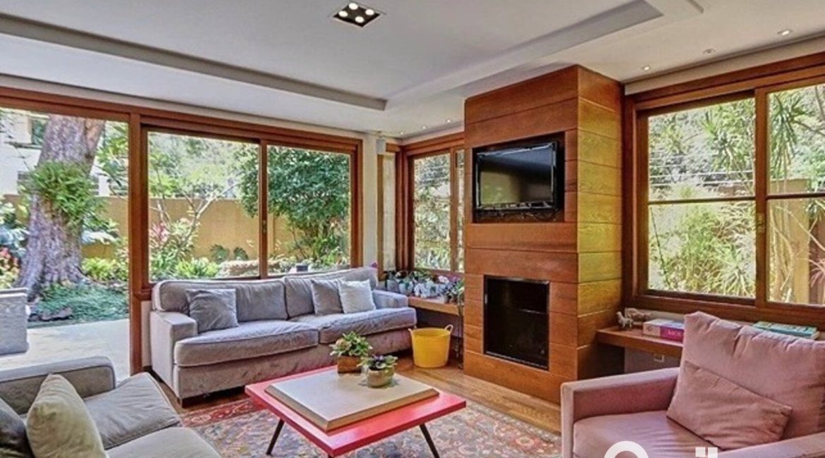 Casa em Condomínio à venda com 338m², 3 dormitórios, 1 suíte, 2 vagas, no bairro Tristeza em PORTO ALEGRE