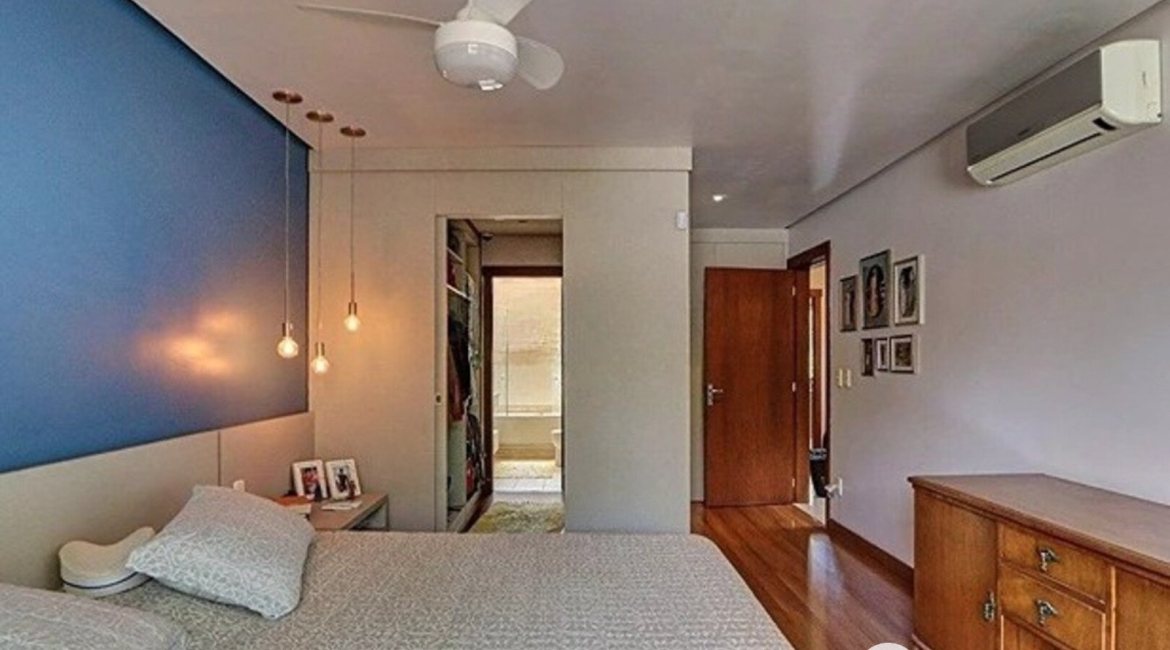 Casa em Condomínio à venda com 338m², 3 dormitórios, 1 suíte, 2 vagas, no bairro Tristeza em PORTO ALEGRE