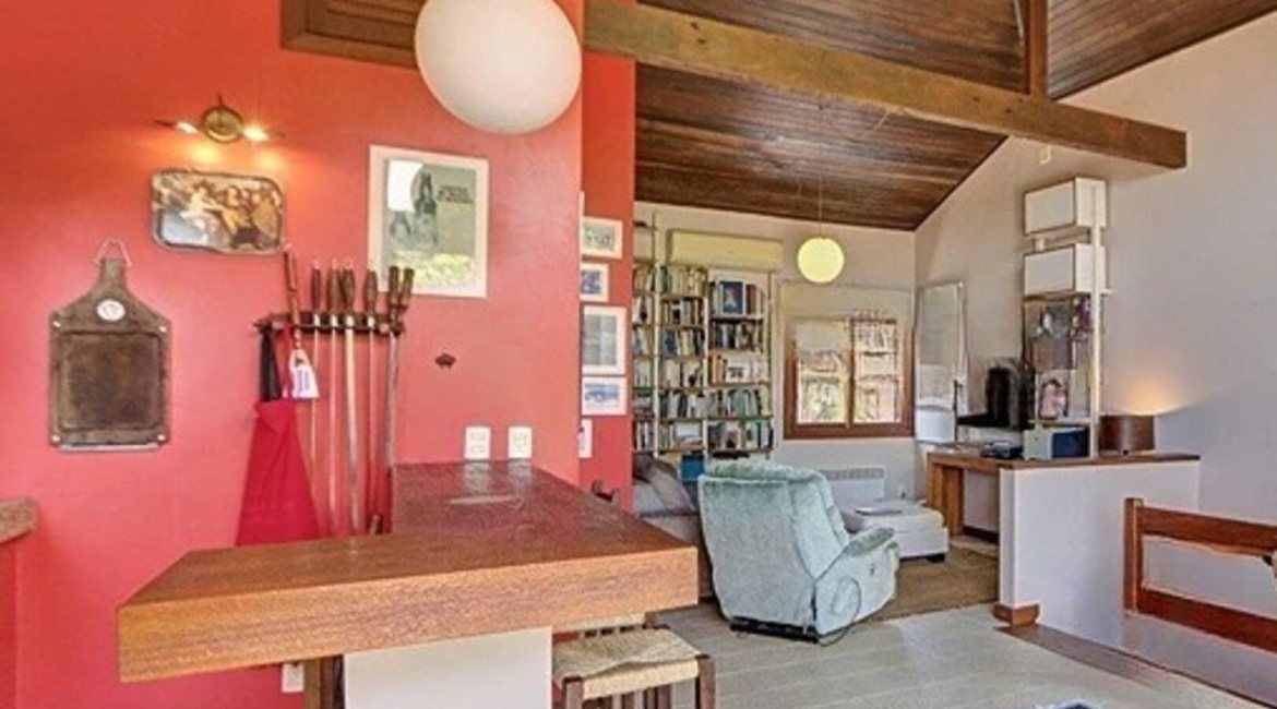 Casa em Condomínio à venda com 338m², 3 dormitórios, 1 suíte, 2 vagas, no bairro Tristeza em PORTO ALEGRE