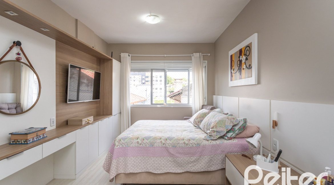 Apartamento à venda com 102m², 3 dormitórios, 1 suíte, 2 vagas, no bairro Tristeza em PORTO ALEGRE