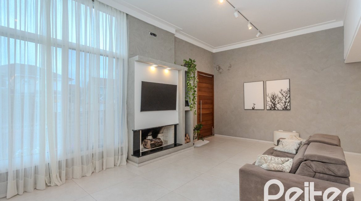 Casa à venda com 155m², 3 dormitórios, 3 suítes, 2 vagas, no bairro Espírito Santo em Porto Alegre