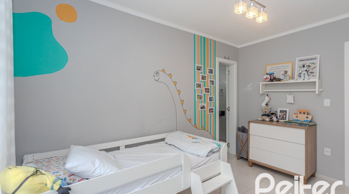 Casa à venda com 155m², 3 dormitórios, 3 suítes, 2 vagas, no bairro Espírito Santo em Porto Alegre