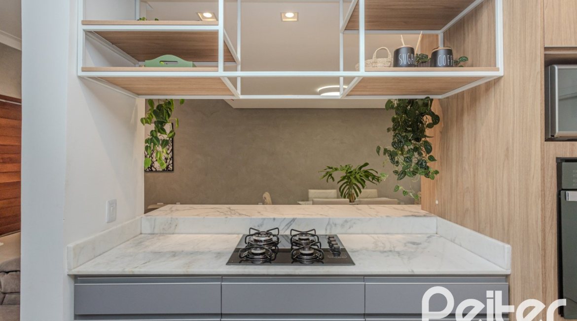 Casa à venda com 155m², 3 dormitórios, 3 suítes, 2 vagas, no bairro Espírito Santo em Porto Alegre