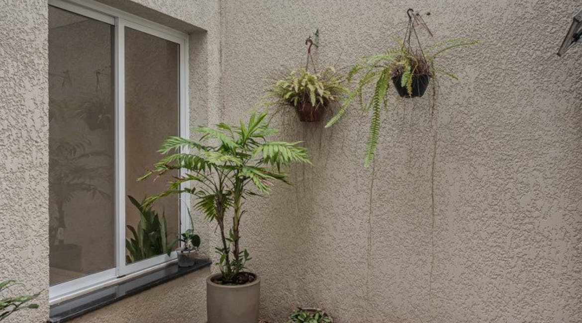 Casa à venda com 155m², 3 dormitórios, 3 suítes, 2 vagas, no bairro Espírito Santo em Porto Alegre
