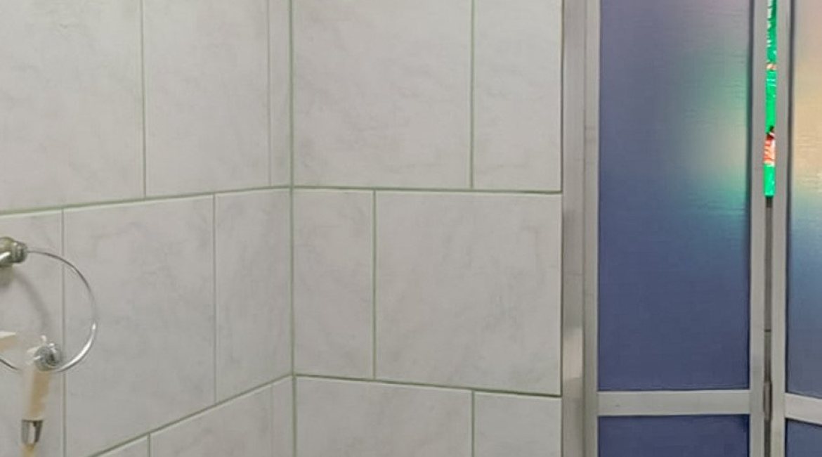 Apartamento à venda com 59m², 2 dormitórios, 1 vaga, no bairro Cristal em Porto Alegre