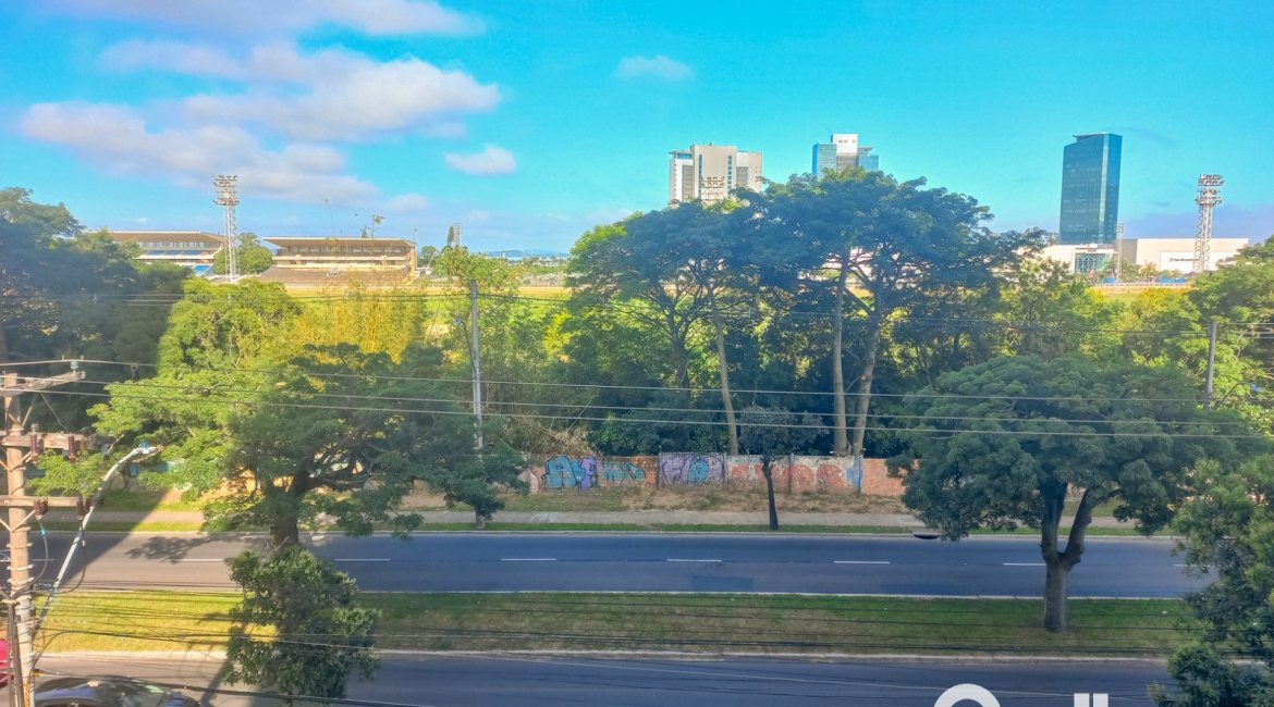 Apartamento à venda com 61m², 2 dormitórios, 1 vaga, no bairro Cristal em Porto Alegre