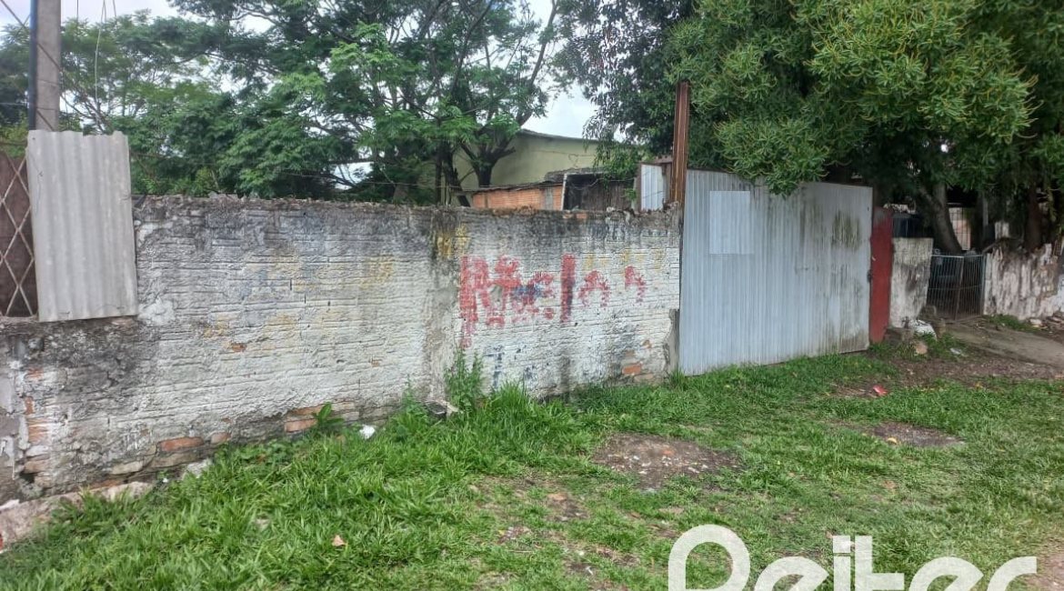 Terreno à venda com 1355m², no bairro Camaquã em Porto Alegre