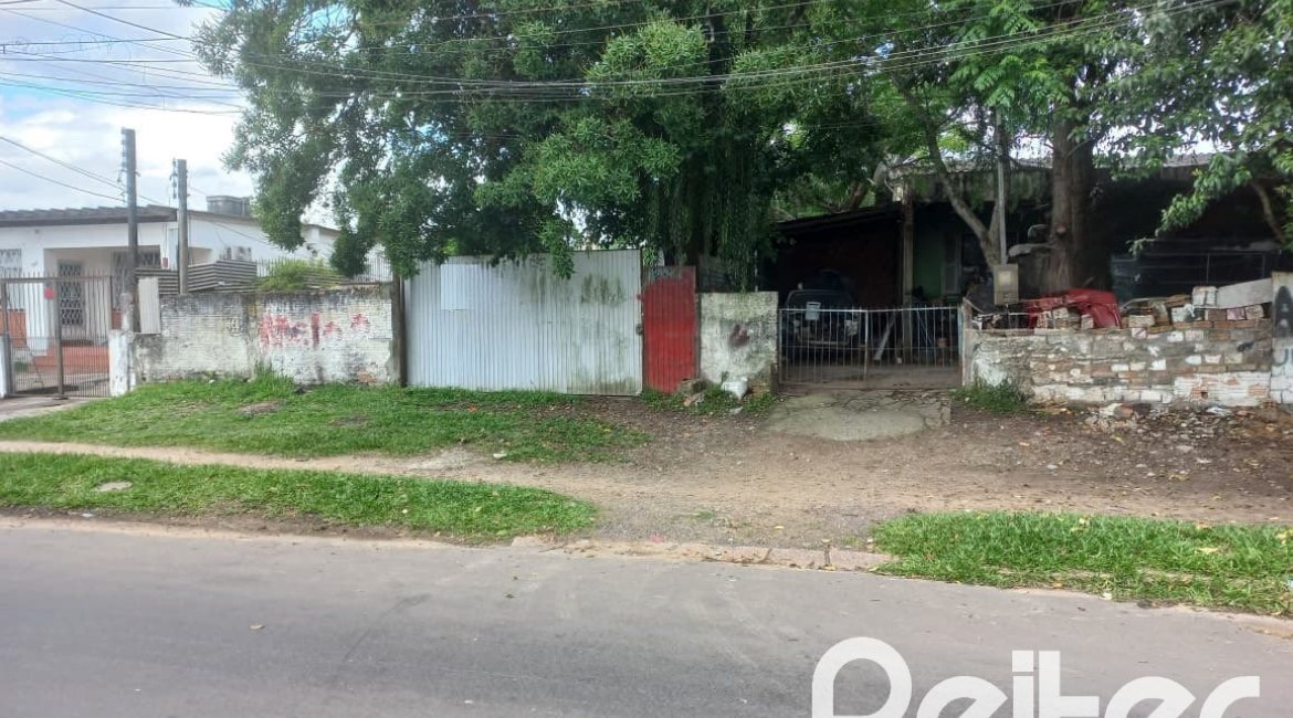 Terreno à venda com 1355m², no bairro Camaquã em Porto Alegre