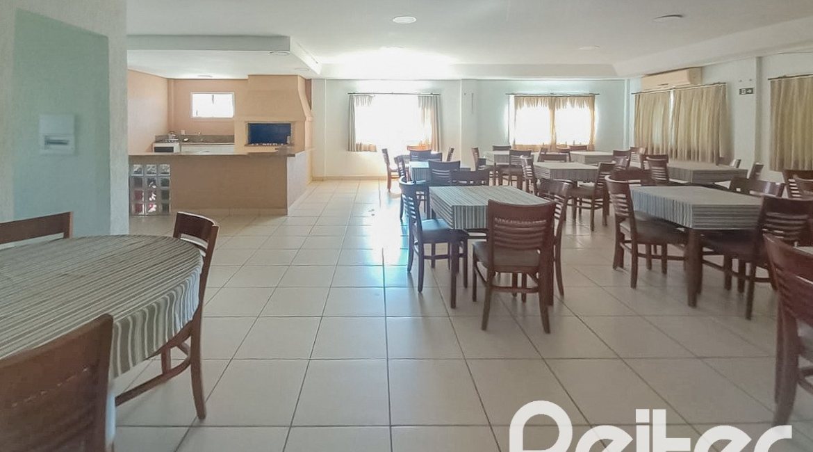 Casa em Condomínio à venda com 259m², 3 dormitórios, 1 suíte, 3 vagas, no bairro Vila Nova em Porto Alegre