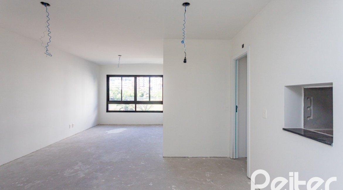 Apartamento à venda com 82m², 3 dormitórios, 1 suíte, 2 vagas, no bairro Tristeza em Porto Alegre