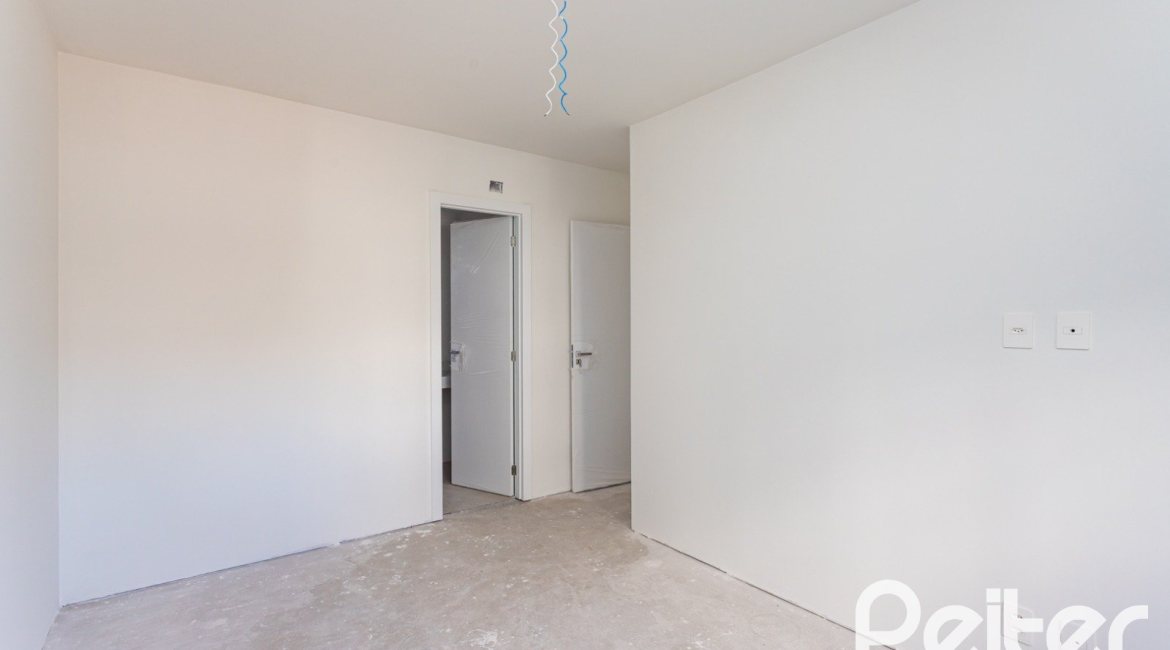 Apartamento à venda com 82m², 3 dormitórios, 1 suíte, 2 vagas, no bairro Tristeza em Porto Alegre