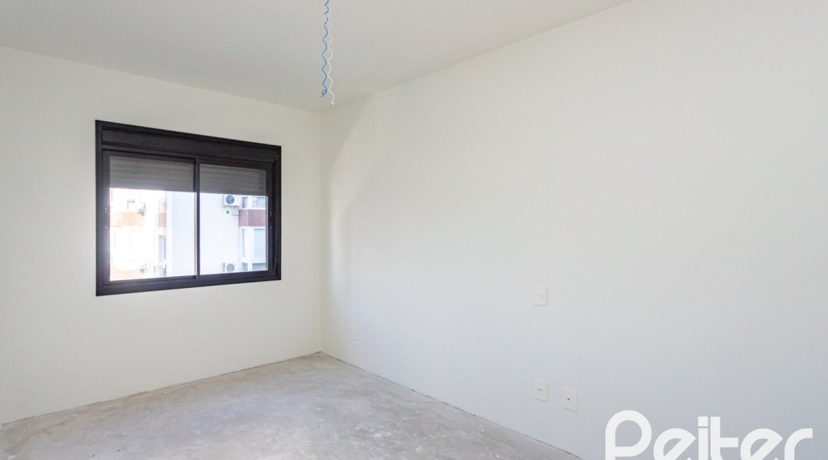 Apartamento à venda com 82m², 3 dormitórios, 1 suíte, 2 vagas, no bairro Tristeza em Porto Alegre