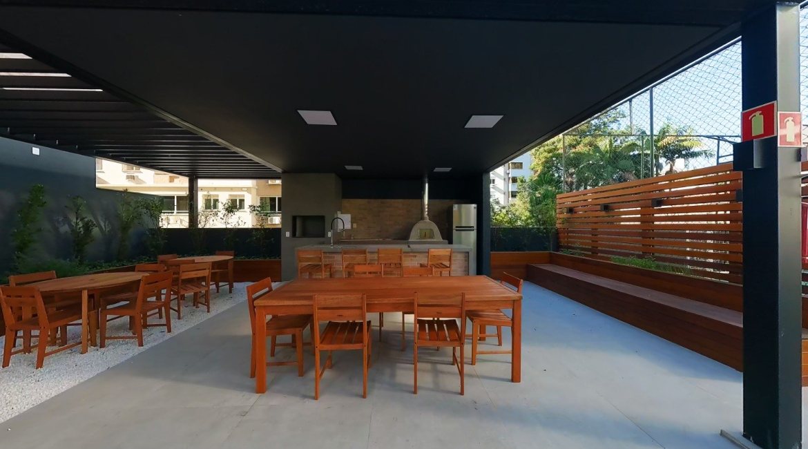 Apartamento à venda com 82m², 3 dormitórios, 1 suíte, 2 vagas, no bairro Tristeza em Porto Alegre