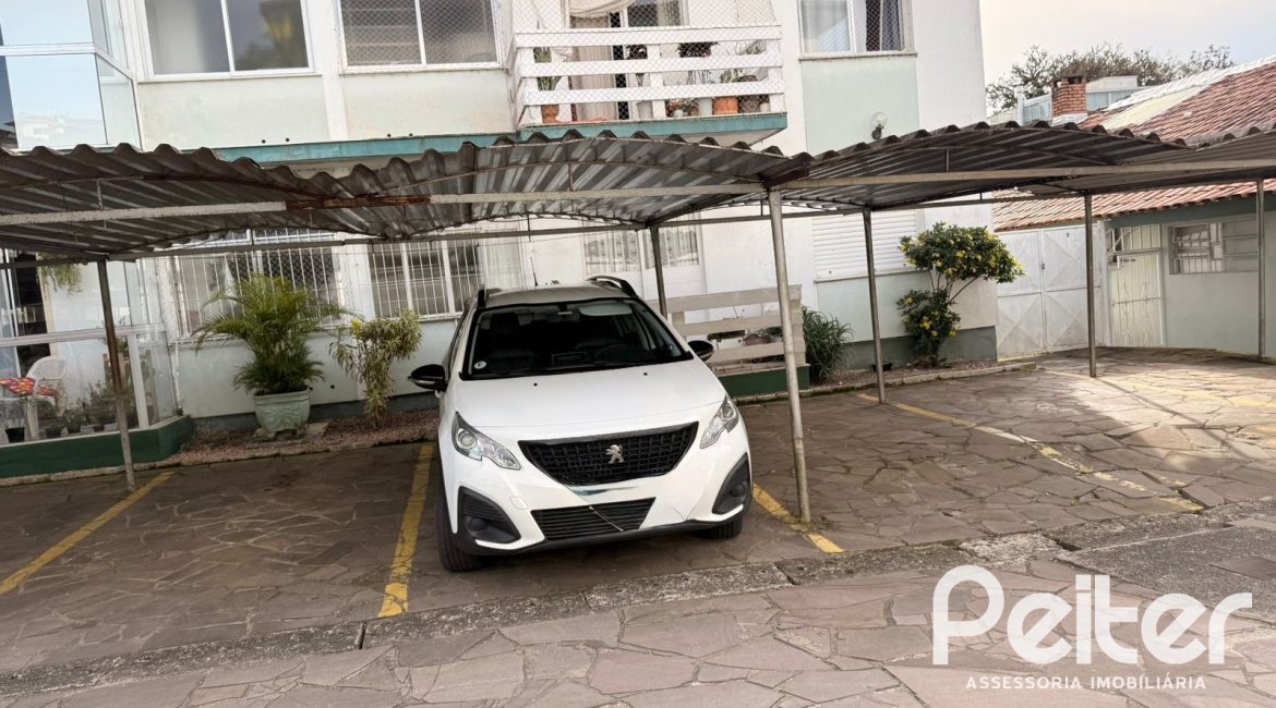 Apartamento à venda com 49m², 1 dormitório, 1 vaga, no bairro Tristeza em Porto Alegre