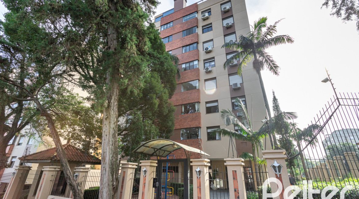 Apartamento à venda com 58m², 2 dormitórios, 1 vaga, no bairro Cristal em Porto Alegre
