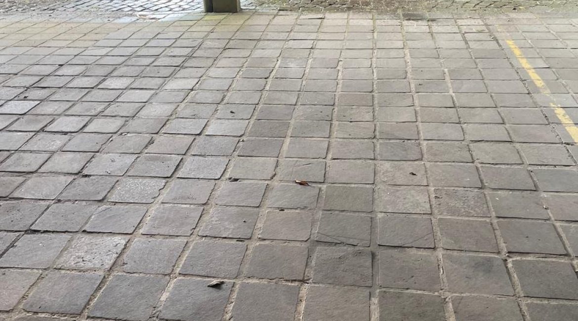 Apartamento à venda com 116m², 3 dormitórios, 1 suíte, 2 vagas, no bairro Tristeza em PORTO ALEGRE