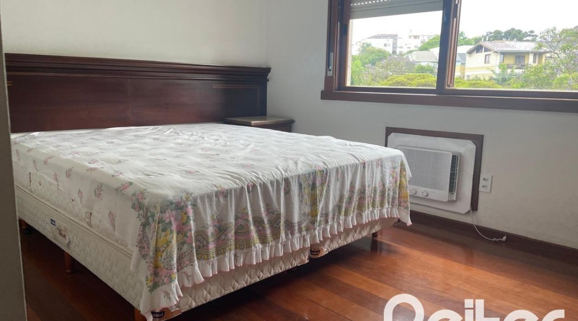 Apartamento à venda com 116m², 3 dormitórios, 1 suíte, 2 vagas, no bairro Tristeza em PORTO ALEGRE