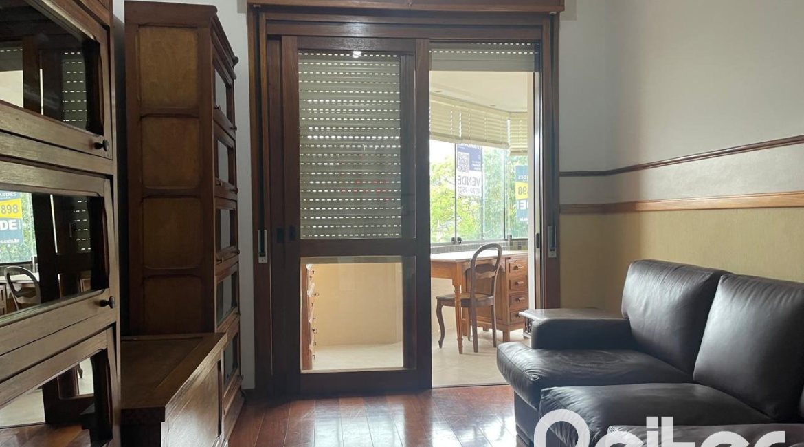 Apartamento à venda com 116m², 3 dormitórios, 1 suíte, 2 vagas, no bairro Tristeza em PORTO ALEGRE