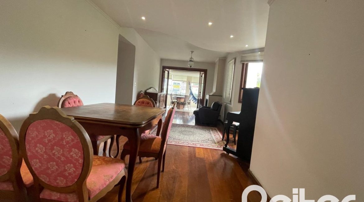 Apartamento à venda com 116m², 3 dormitórios, 1 suíte, 2 vagas, no bairro Tristeza em PORTO ALEGRE