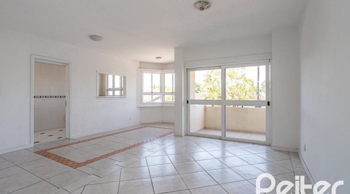 Apartamento à venda com 85m², 2 dormitórios, 1 suíte, 1 vaga, no bairro Ipanema em Porto Alegre