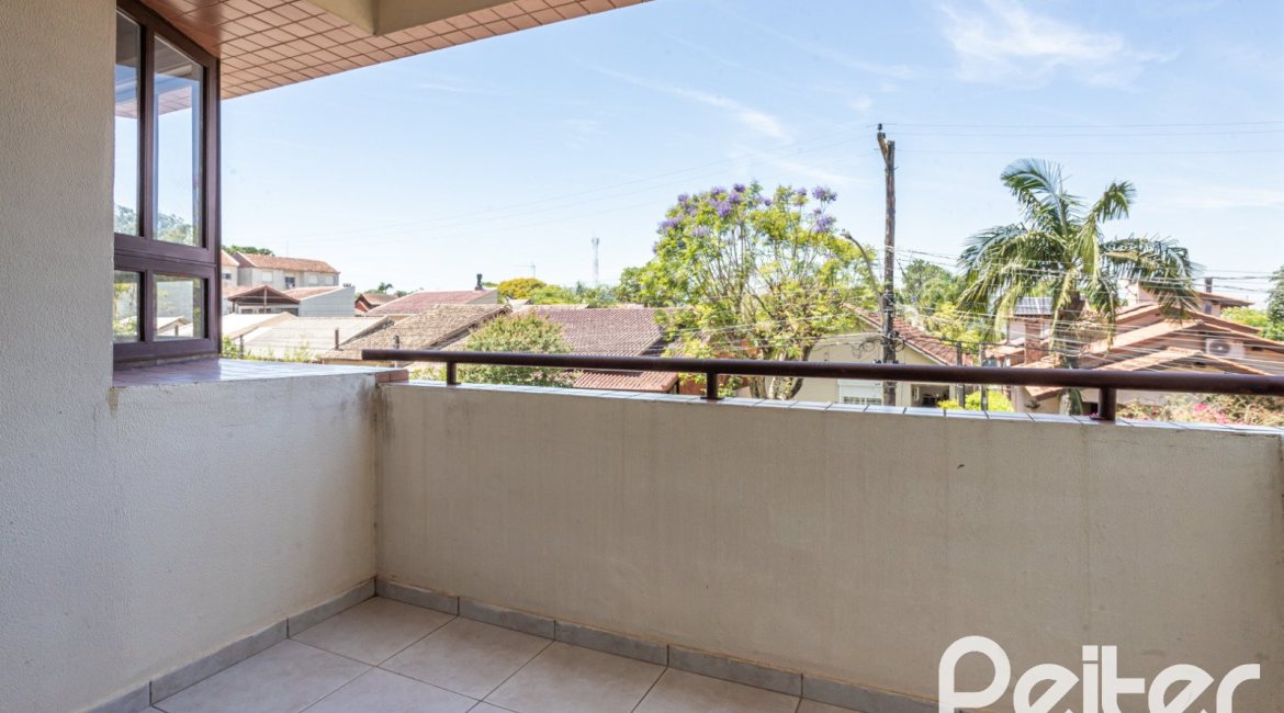 Apartamento à venda com 85m², 2 dormitórios, 1 suíte, 1 vaga, no bairro Ipanema em Porto Alegre