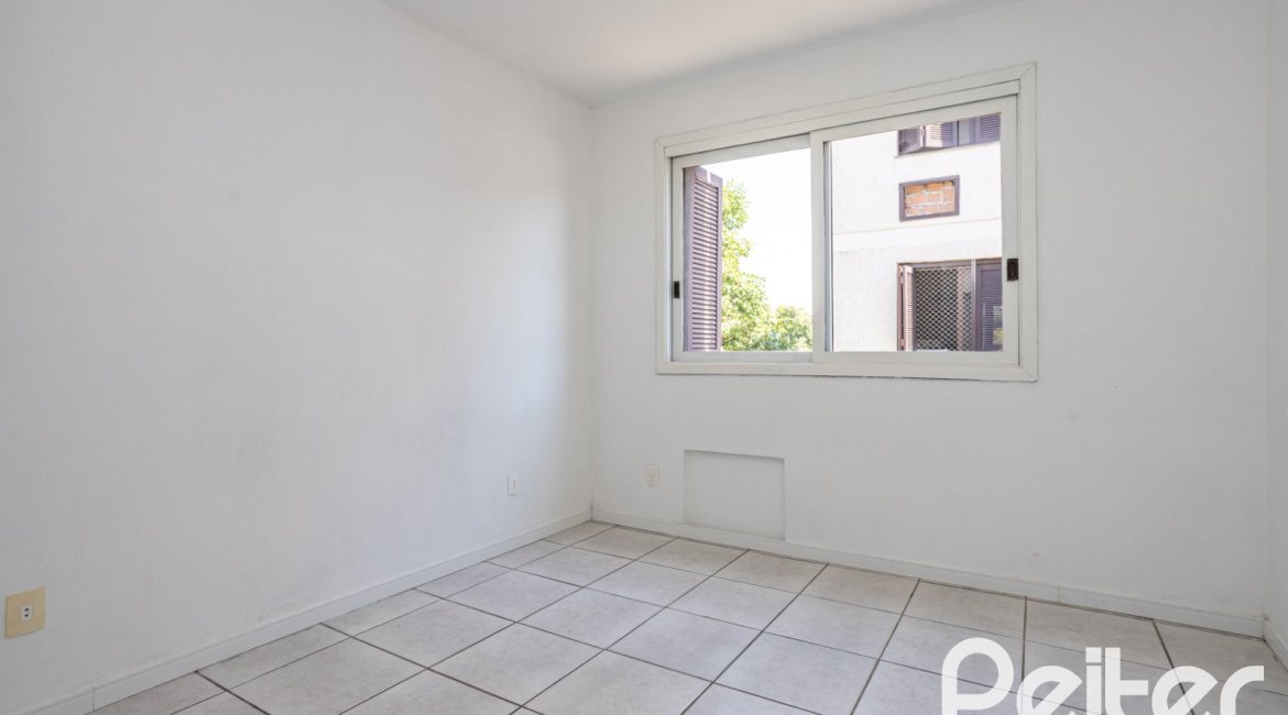 Apartamento à venda com 85m², 2 dormitórios, 1 suíte, 1 vaga, no bairro Ipanema em Porto Alegre