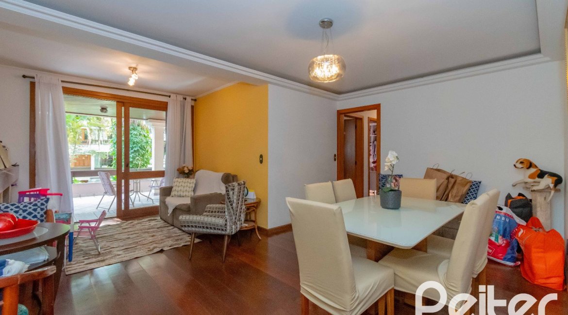 Apartamento à venda com 142m², 3 dormitórios, 1 suíte, 2 vagas, no bairro Ipanema em Porto Alegre