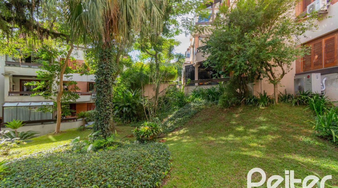 Apartamento à venda com 142m², 3 dormitórios, 1 suíte, 2 vagas, no bairro Ipanema em Porto Alegre