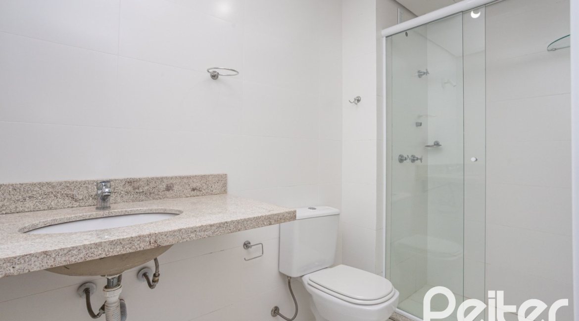 Apartamento à venda com 94m², 3 dormitórios, 1 suíte, 2 vagas, no bairro Ipanema em Porto Alegre