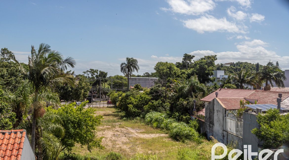 Apartamento à venda com 94m², 3 dormitórios, 1 suíte, 2 vagas, no bairro Ipanema em Porto Alegre