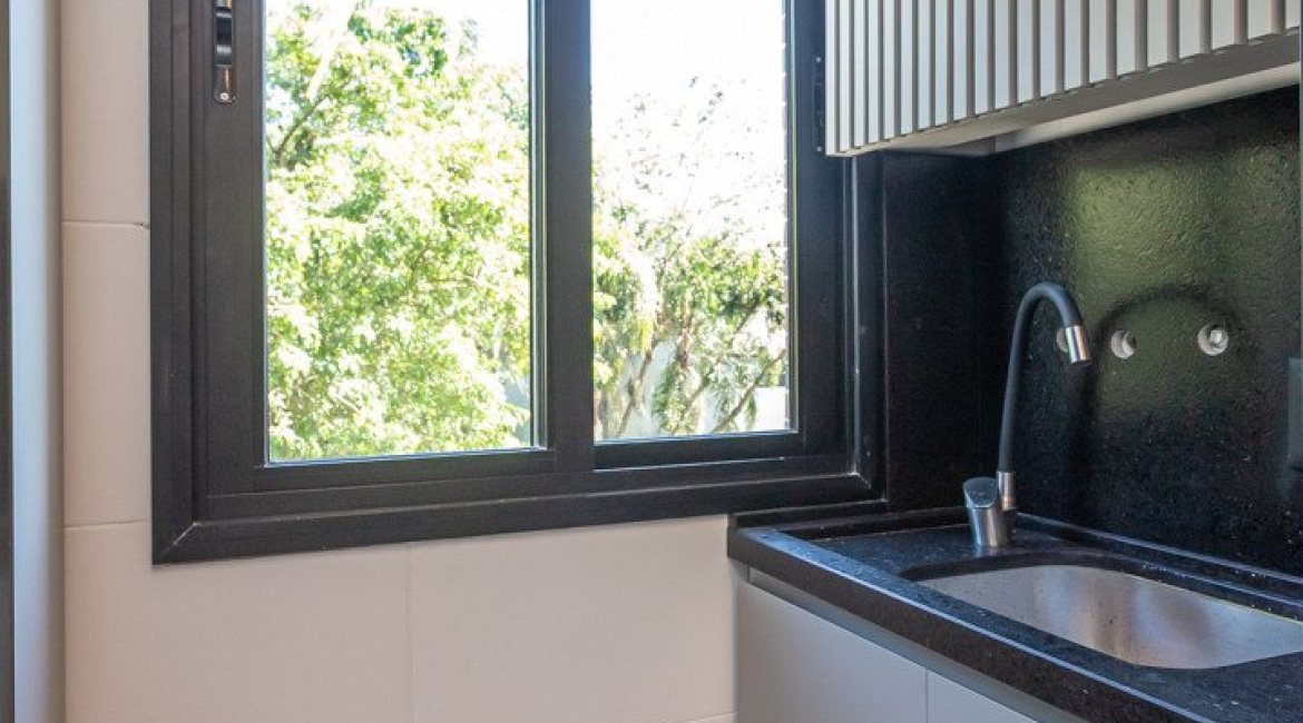 Apartamento à venda com 112m², 3 dormitórios, 3 suítes, 2 vagas, no bairro Cristal em Porto Alegre