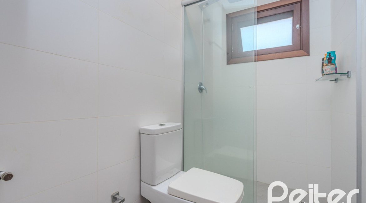 Casa em Condomínio à venda com 336m², 4 dormitórios, 4 suítes, 4 vagas, no bairro Terra Ville em PORTO ALEGRE