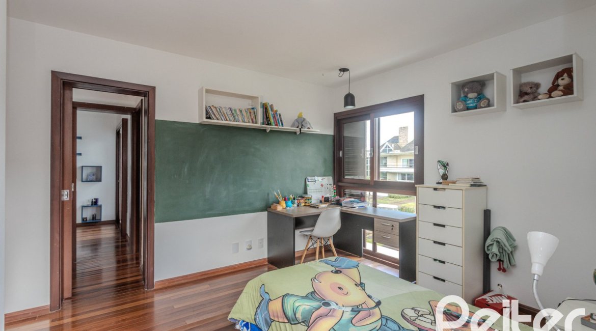 Casa em Condomínio à venda com 336m², 4 dormitórios, 4 suítes, 4 vagas, no bairro Terra Ville em PORTO ALEGRE