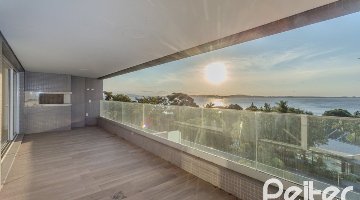 Apartamento à venda com 193m², 3 dormitórios, 3 suítes, 4 vagas, no bairro Tristeza em Porto Alegre