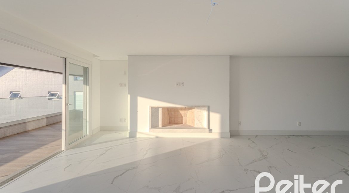 Apartamento à venda com 193m², 3 dormitórios, 3 suítes, 4 vagas, no bairro Tristeza em Porto Alegre