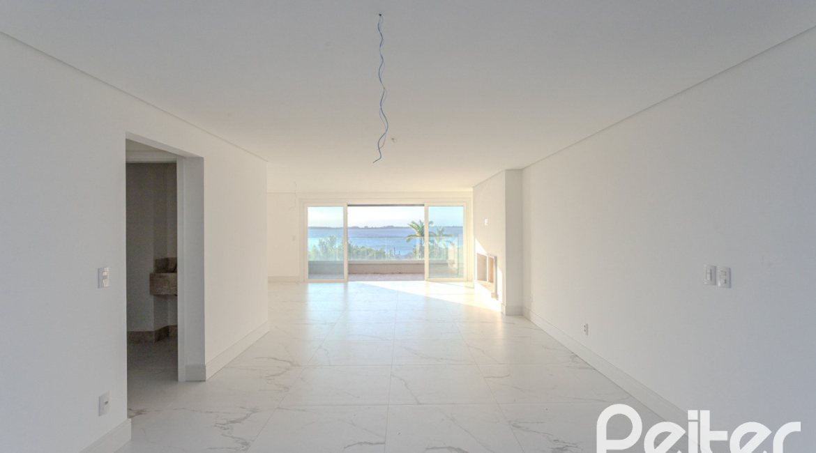 Apartamento à venda com 193m², 3 dormitórios, 3 suítes, 4 vagas, no bairro Tristeza em Porto Alegre