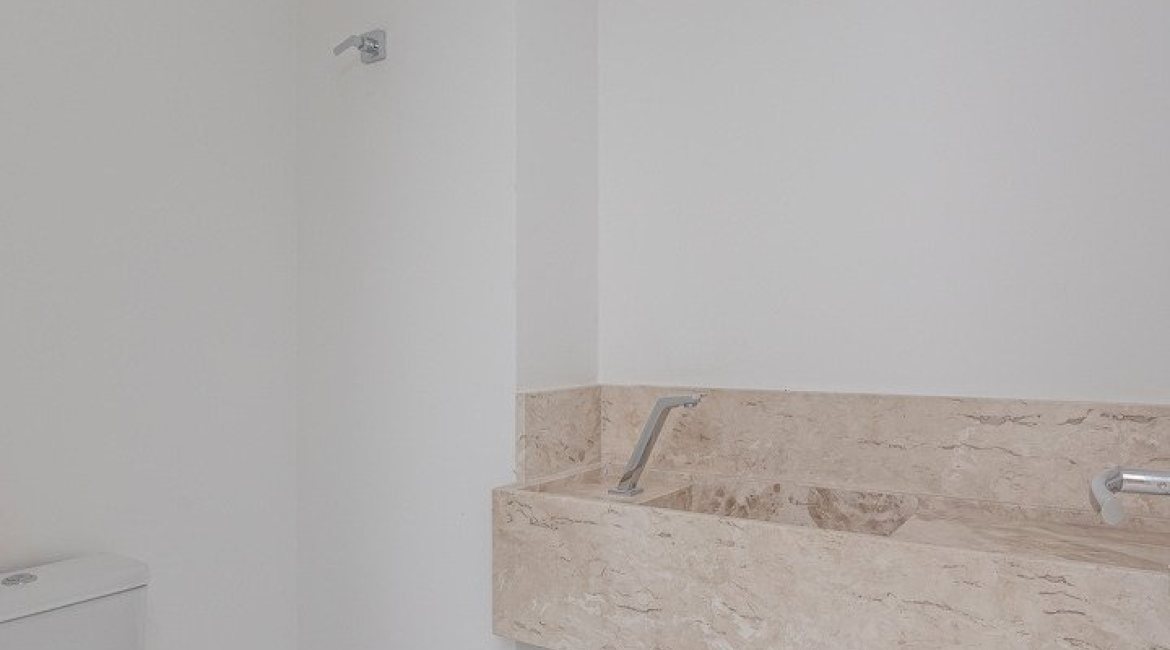 Apartamento à venda com 193m², 3 dormitórios, 3 suítes, 4 vagas, no bairro Tristeza em Porto Alegre