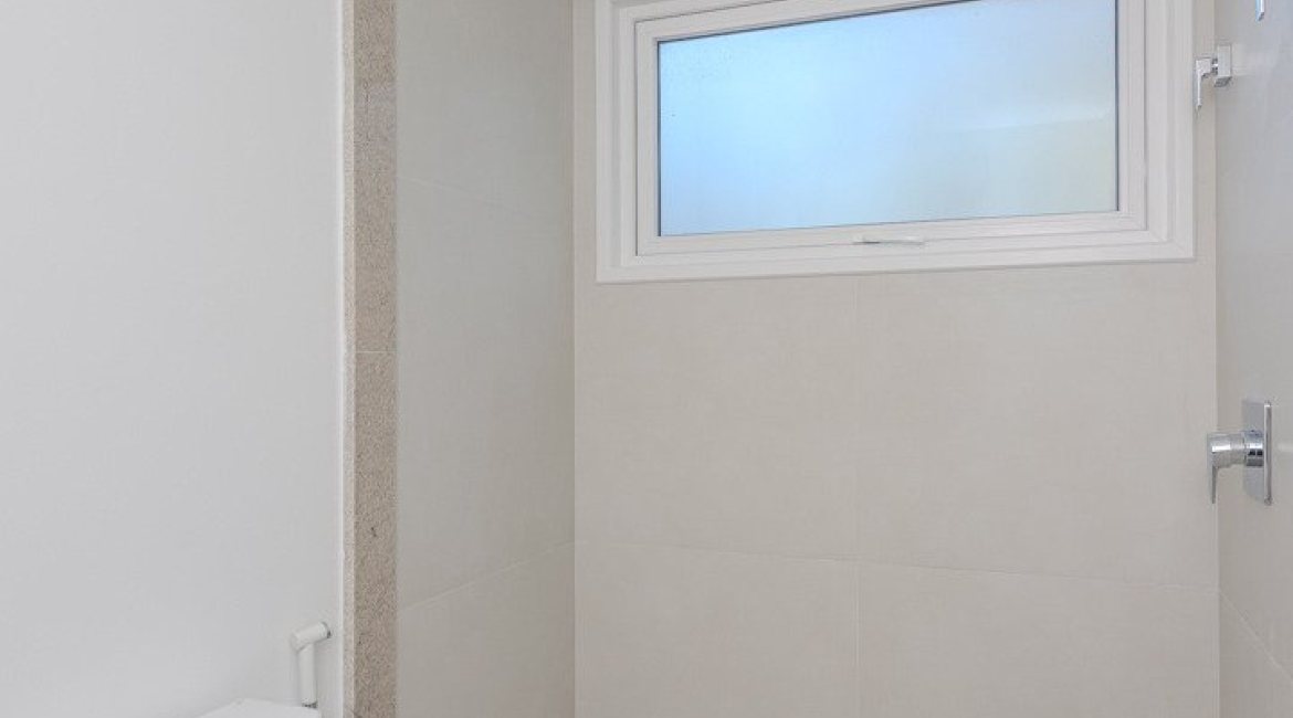 Apartamento à venda com 193m², 3 dormitórios, 3 suítes, 4 vagas, no bairro Tristeza em Porto Alegre