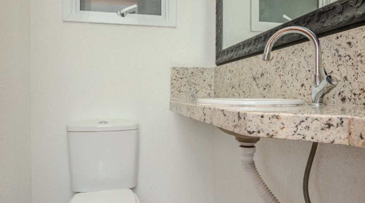 Apartamento à venda com 103m², 3 dormitórios, 1 suíte, 2 vagas, no bairro Cristal em Porto Alegre