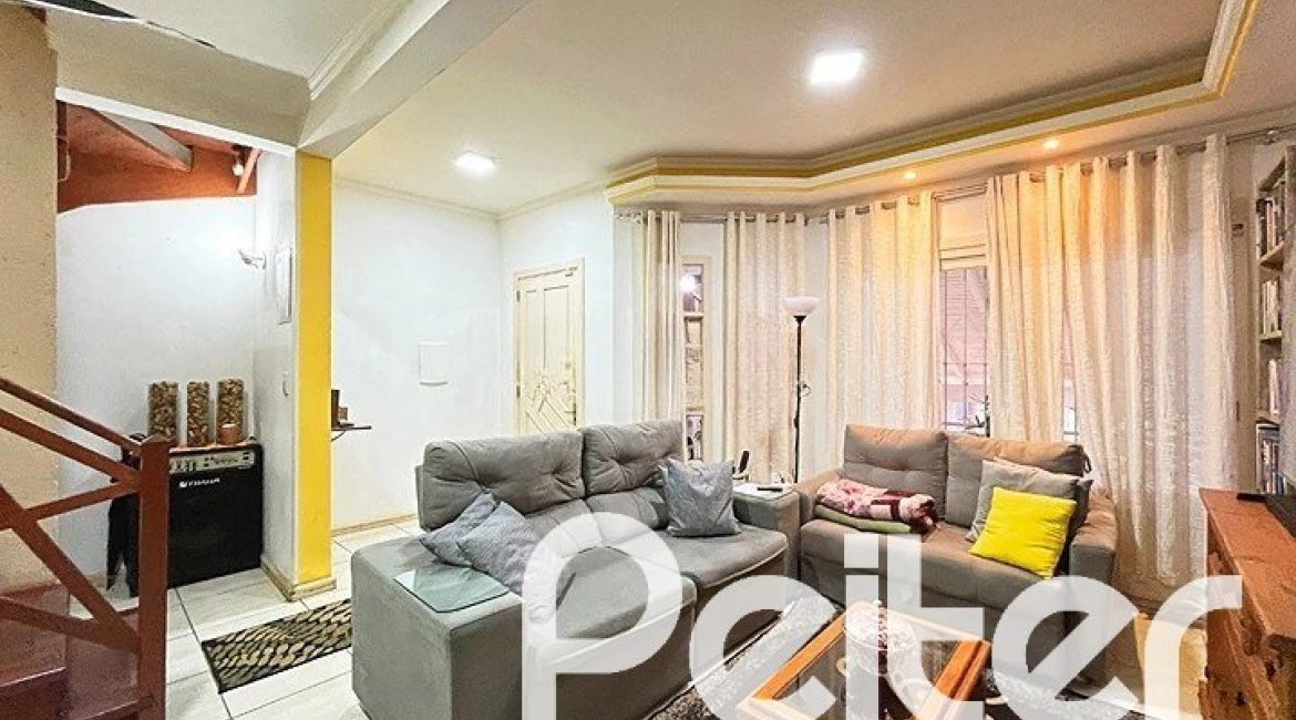 Casa à venda com 182m², 4 dormitórios, 3 suítes, 4 vagas, no bairro Espírito Santo em Porto Alegre