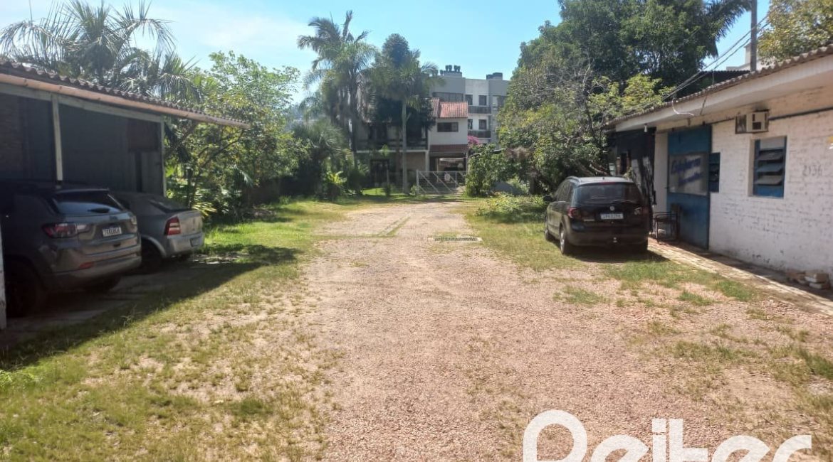 Terreno à venda, no bairro Ipanema em Porto Alegre