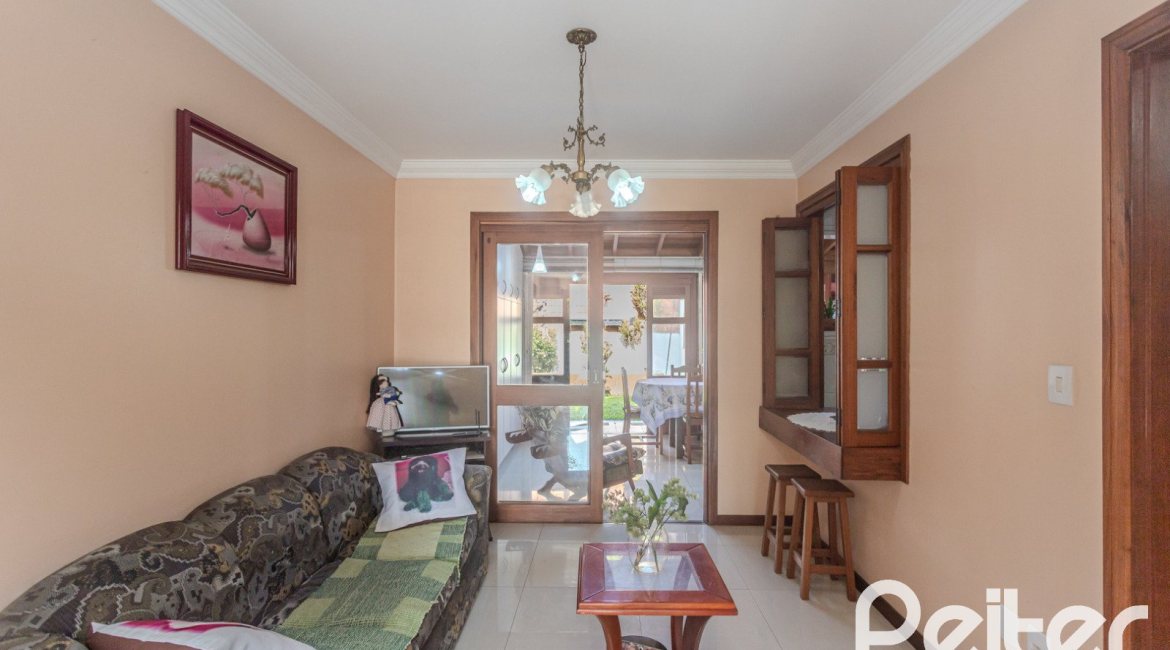 Casa em Condomínio à venda com 175m², 3 dormitórios, 1 suíte, 2 vagas, no bairro Ipanema em PORTO ALEGRE