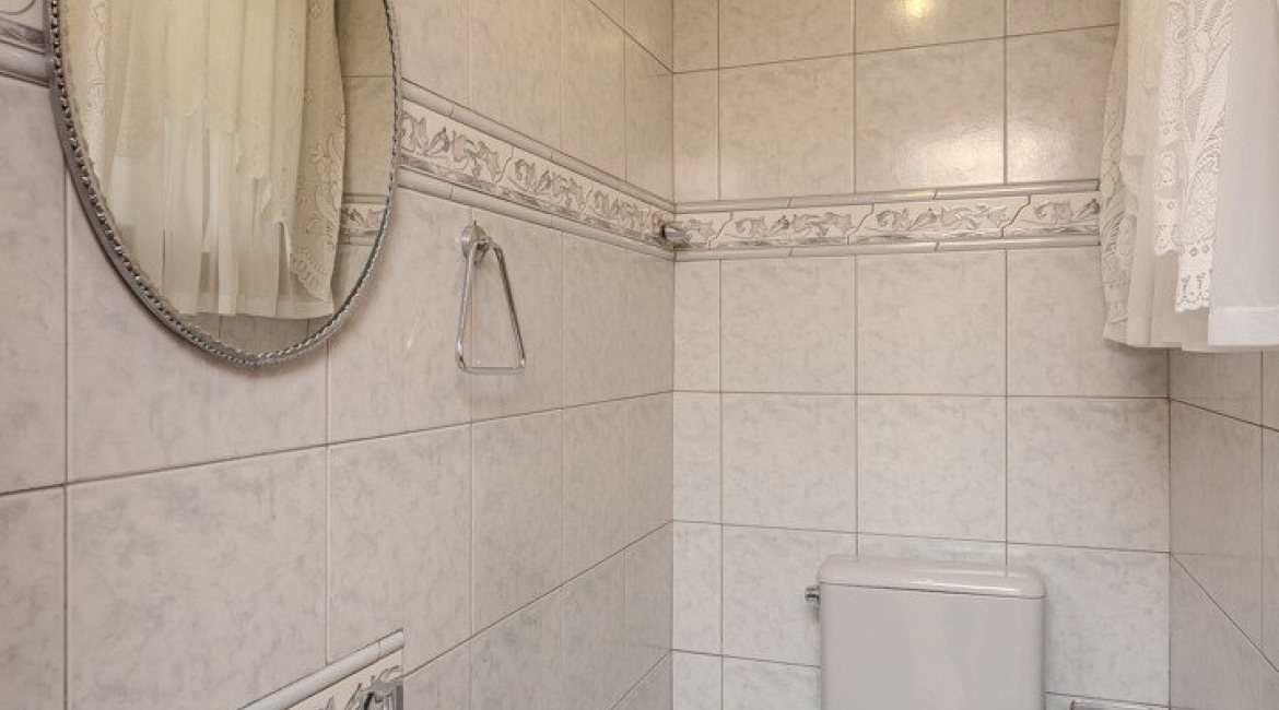 Casa em Condomínio à venda com 175m², 3 dormitórios, 1 suíte, 2 vagas, no bairro Ipanema em PORTO ALEGRE