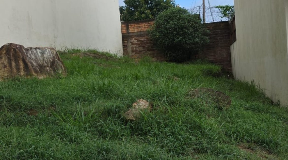 Terreno em condomínio à venda, no bairro Nonoai em Porto Alegre