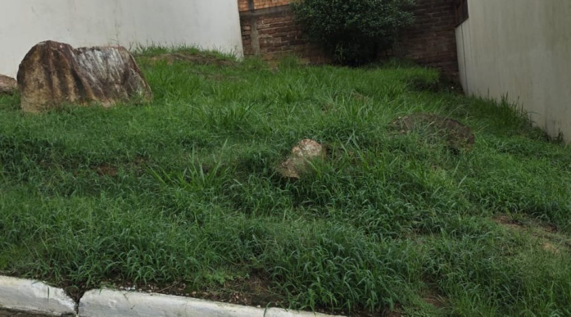 Terreno em condomínio à venda, no bairro Nonoai em Porto Alegre