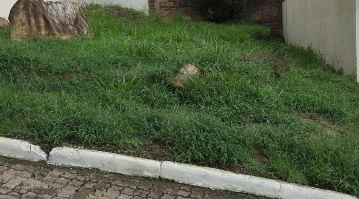 Terreno em condomínio à venda, no bairro Nonoai em Porto Alegre