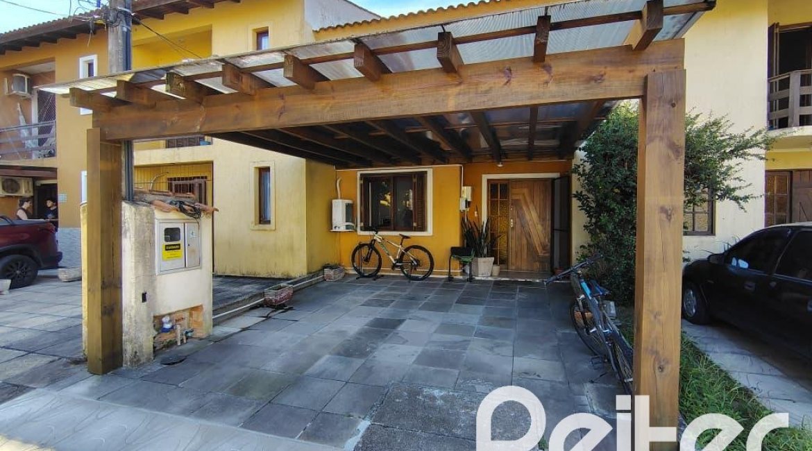 Casa em Condomínio à venda com 96m², 3 dormitórios, 2 vagas, no bairro Hípica em Porto Alegre