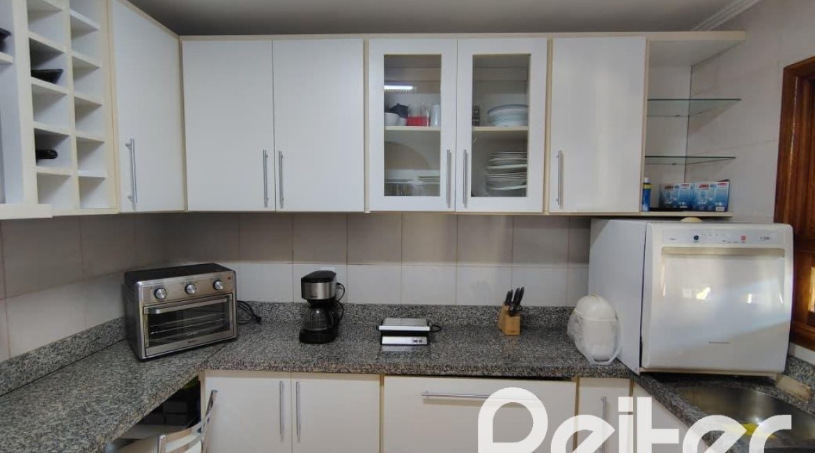 Casa em Condomínio à venda com 96m², 3 dormitórios, 2 vagas, no bairro Hípica em Porto Alegre