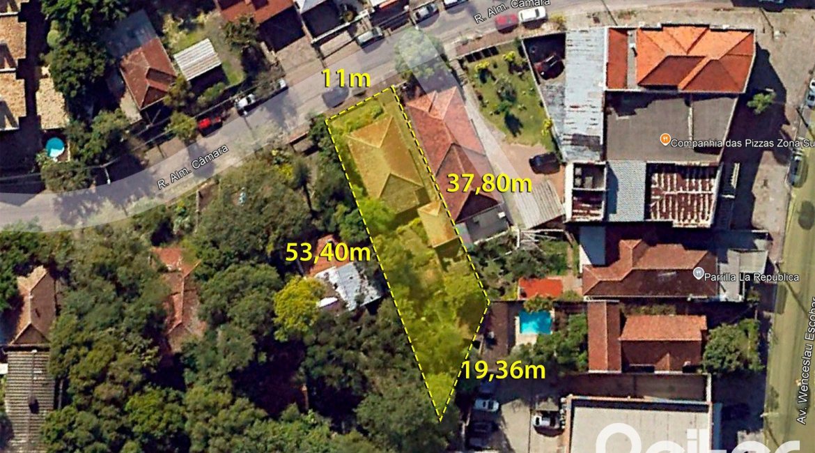 Terreno à venda com 692m², no bairro Tristeza em Porto Alegre