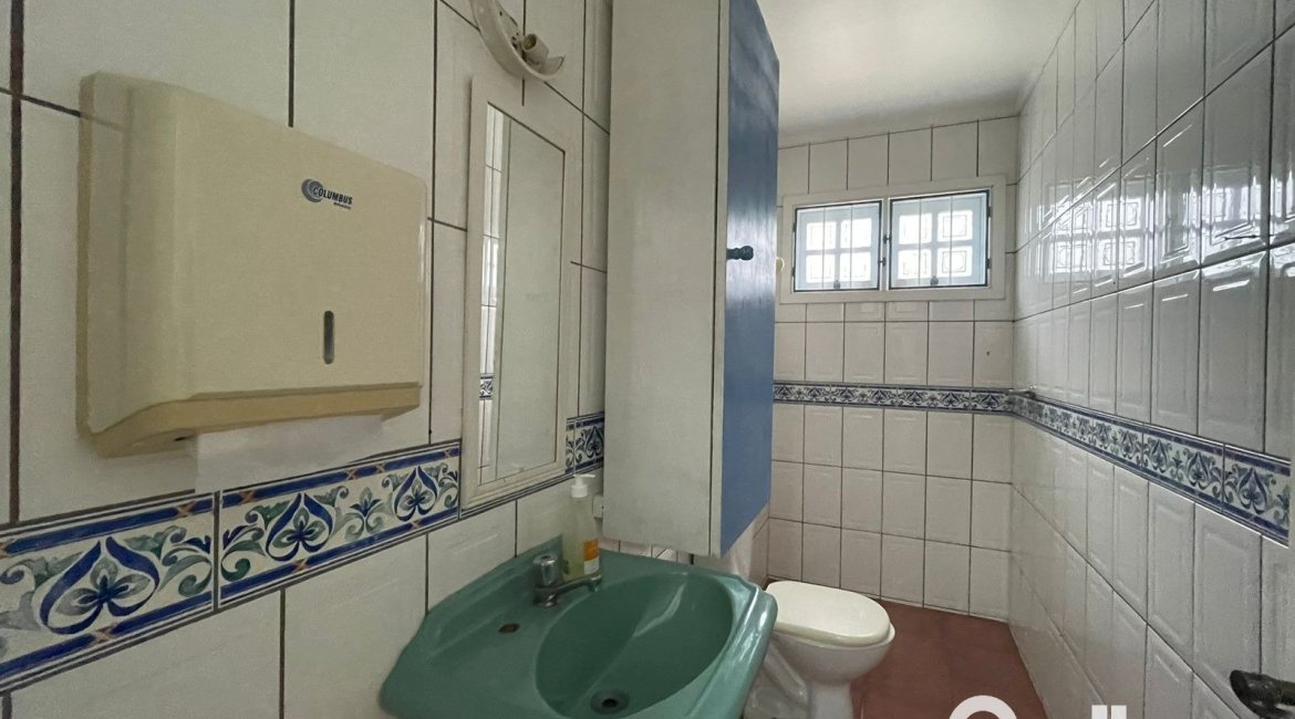 Casa à venda com 117m², 2 dormitórios, 2 vagas, no bairro Tristeza em Porto Alegre